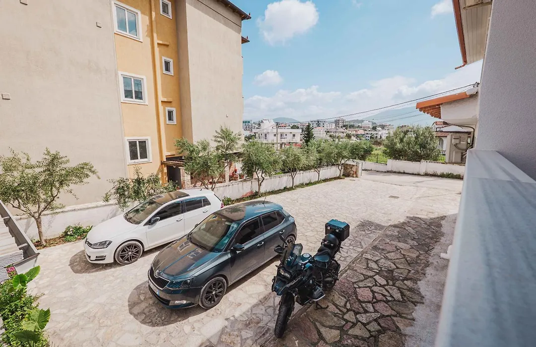 Villa White-1